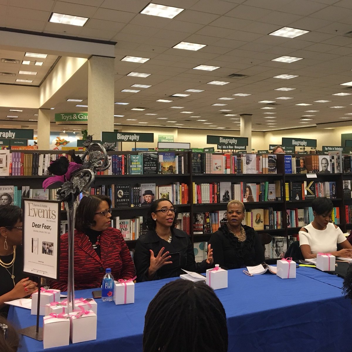 DRMLHailey's tweet photo. The authors of #DearFearBook are LIVE at #BarnesAndNoble - stop by and grab a copy! https://t.co/wRdIH3dsEQ