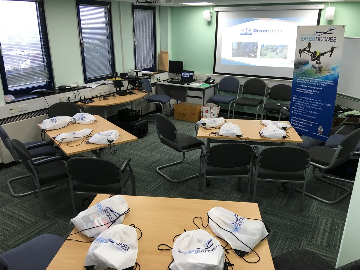 Safer_Drones's tweet photo. We really enjoyed our first ever day of workshops and a big thank you to all 68 of you that came.
We’re finalising more dates & locations across #Devon #Cornwall & #Dorset for the coming months so keep an eye out.
#Education #EducationNotEnforcement #drones #SaferDrones https://t.co/kltruiaNQQ