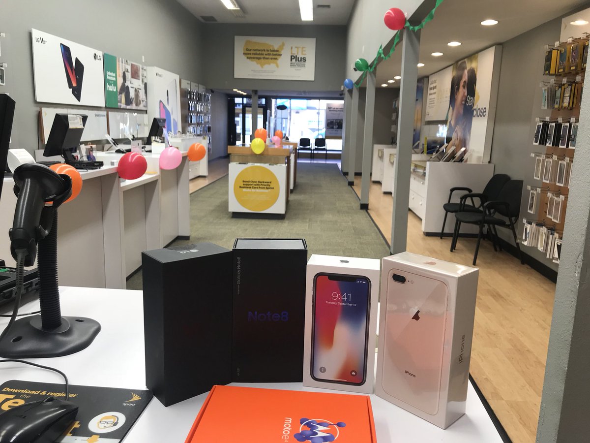 Come at SPRINT LAX for some Great Deals on Samsung,iPhones, LG, Motorola, Kyocera!! 8808 S Sepulveda. Or call 3102167243 for some price quotes for your entire Family. #sprint #ExpertsChoice #iPhone8Plus #Samsung ##LGV30 #motorola #kyocera <a href="/GFLO1010/">Giovanni Flores</a> <a href="/MikeXPC/">Mike</a> <a href="/SprintLAX/">Sprint LAX</a>
