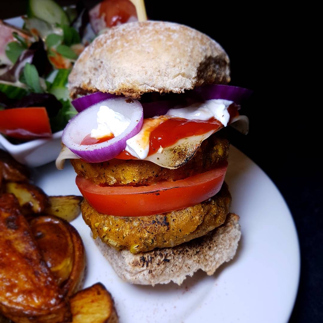 Aaronvegan tweet picture