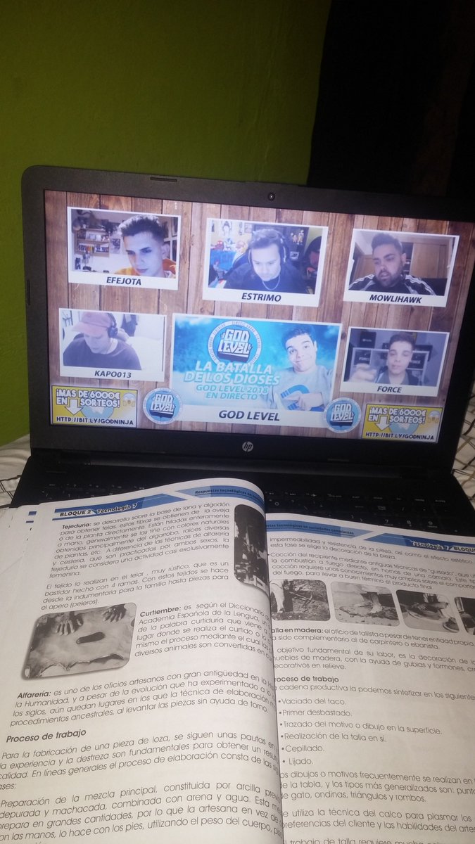 tatomcmusic's tweet photo. Tengo examen el Lunes pero quiero ver el streaming :v @ManelAkaForce @Estrimo @mowlihawk @kapo013 @efejota93 https://t.co/GGgAFgvqk7