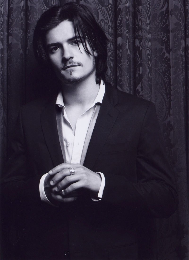 Happy birthday to Orlando Bloom! Which did you like him better in: Lord of the Rings, or Pirates of the Caribbean? 