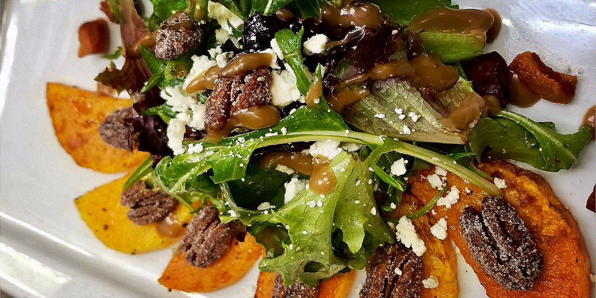 luganocary's tweet photo. Featured item. Roasted butternut squash salad w/crisp pancetta candied walnuts maple balsamic. #919eats #carydining #ncfood #eatlocal https://t.co/SZGyQSmEOZ