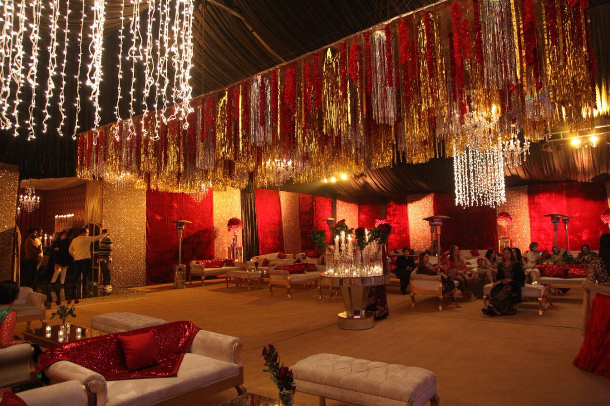 TheFlamboyance's tweet photo. #FizaGillani of @papermint_events sets the bar high yet again!!! Picture perfect results as the 'Event Management Pundit' dazzles through decor done for #AizMoh Mehndi this past weekend in Lahore.
#events #eventmanagement #eventsinpakistan #aboutpakistan #aboutpakistanmagazine https://t.co/VRQtYRmCoE