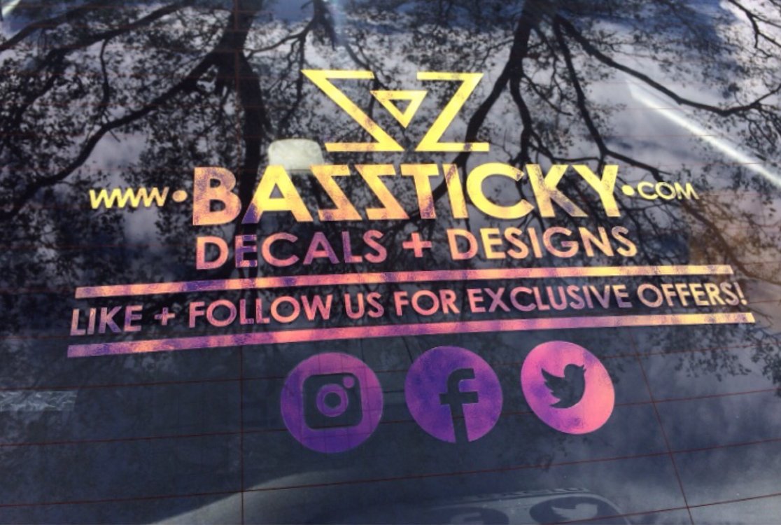 Bassticky's tweet photo. basstickyAll of our decals are easily applied, they also come with instructions for beginners 🙌😎 #cardecals #gamers #graphicdesign #graphicdecals #cardecals #bassticky #keepitcustom #custom #decals #business #entrepreneur #colorful #holographic #designs #startup #StartUp2018 https://t.co/uAdvbIXq18