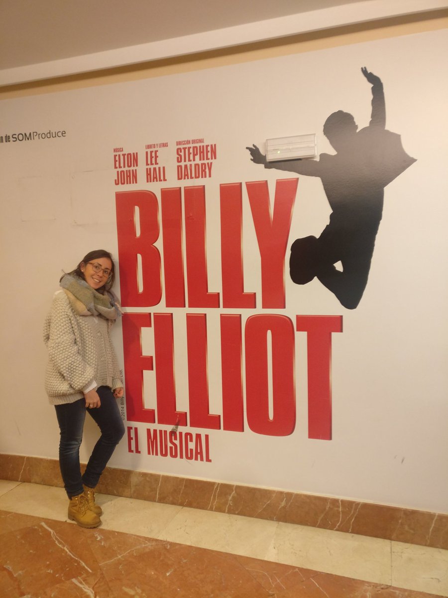 martasanzsender's tweet photo. "En cada decisión pon tu corazón, hazte caso hasta el final" #YoYaHeVistoBillyElliot #nowords #billyelliotlive #billyelliot #espectacular https://t.co/8nx4dDmeuV https://t.co/xvVK0FwcGu