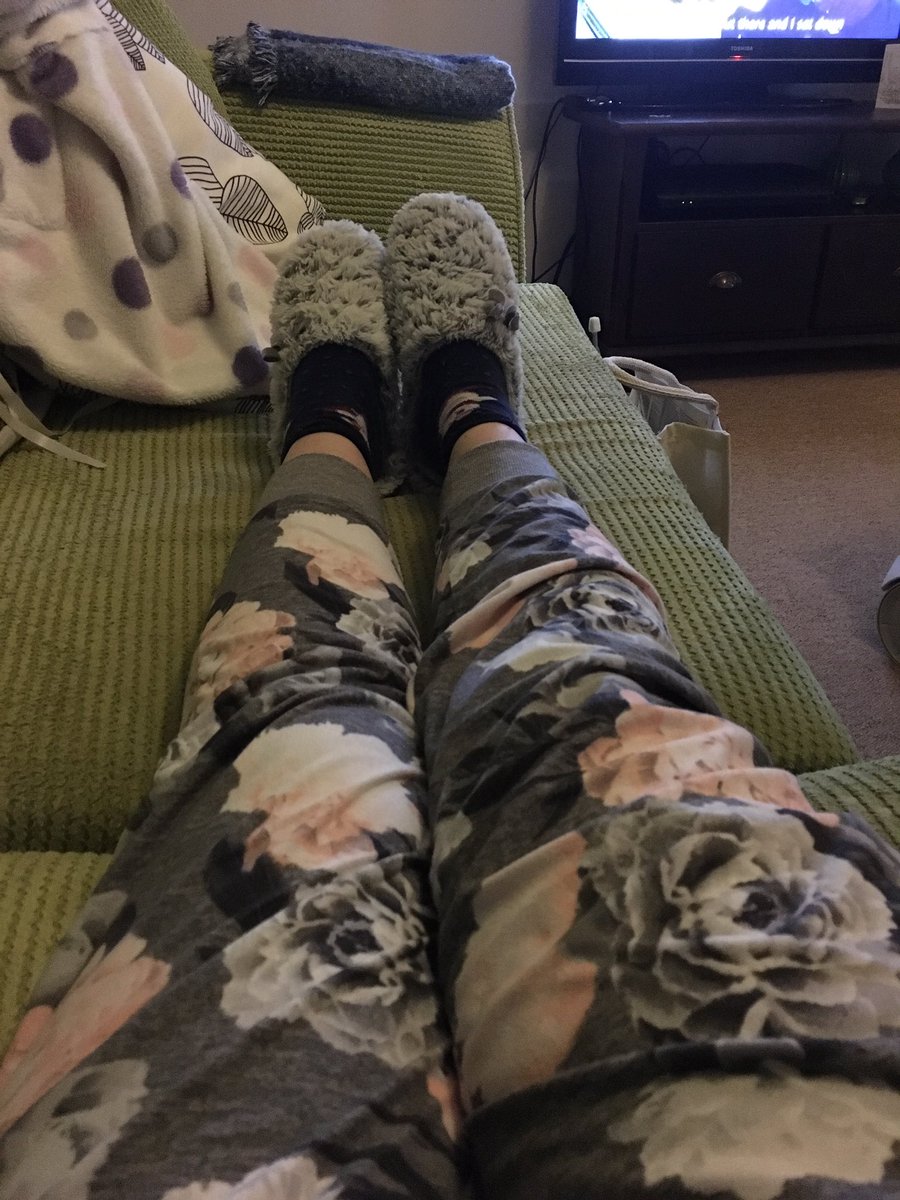 TheLozzatron's tweet photo. Saturday night #standard #ill #thegoodbit https://t.co/lxATiYUjRu
