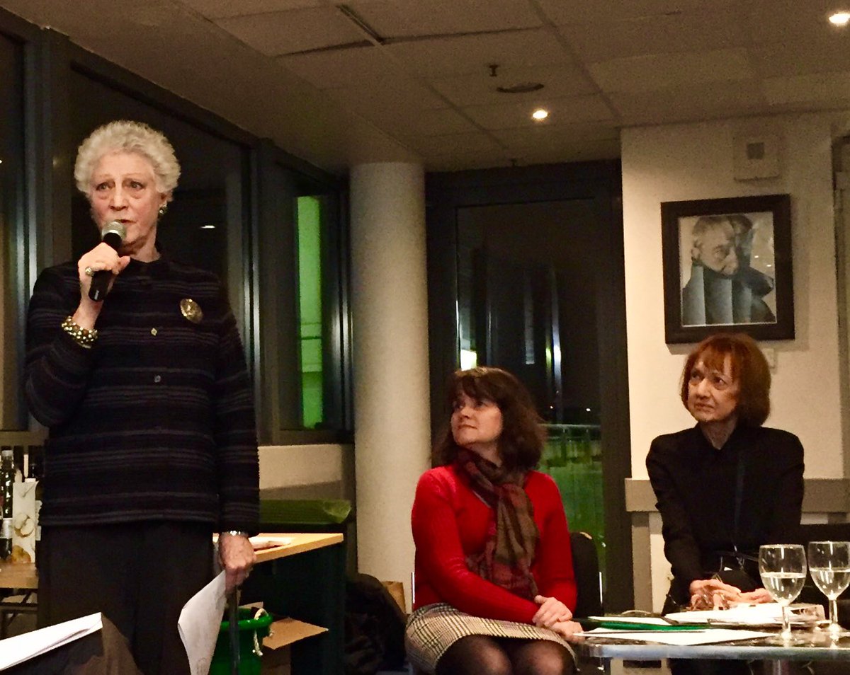 MaggyPigott's tweet image. Near disaster turned to triumph thanks to #DameMonicaMason at 11th hour! 👏🏻🥇
@BalletCircle AGM/ Party  venue was locked but #DameMonica got #SirPeterWright &amp;amp; rest of us backstage @RoyalOperaHouse. Constitution complied with &amp;amp; great time had by all, watched over by Fonteyn...