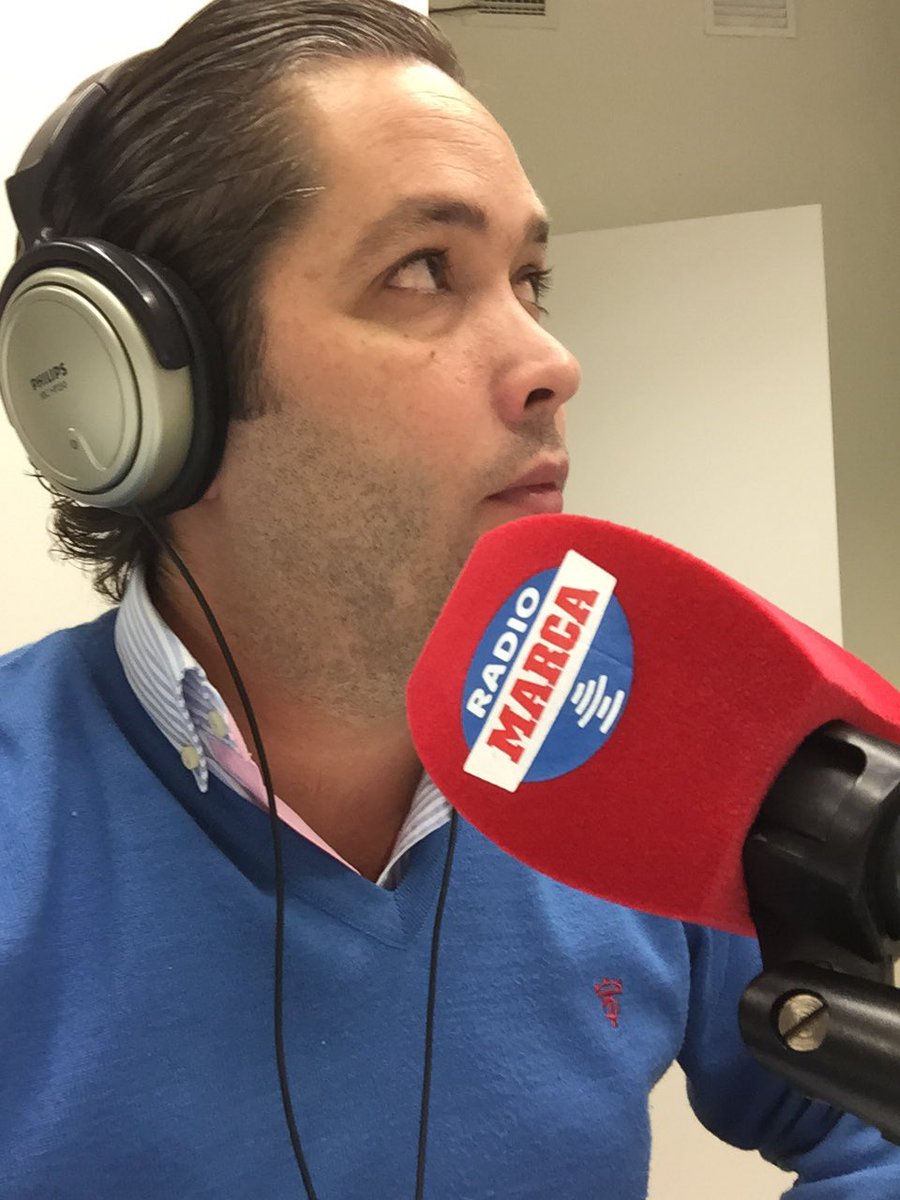 danigrustan's tweet photo. Le hemos cogido gustillo...
Ayudando a estos grandes profesionales @pepeborque @JavierLainez @xaviaguado6 y Javier Villar. https://t.co/5PdO4q4StK