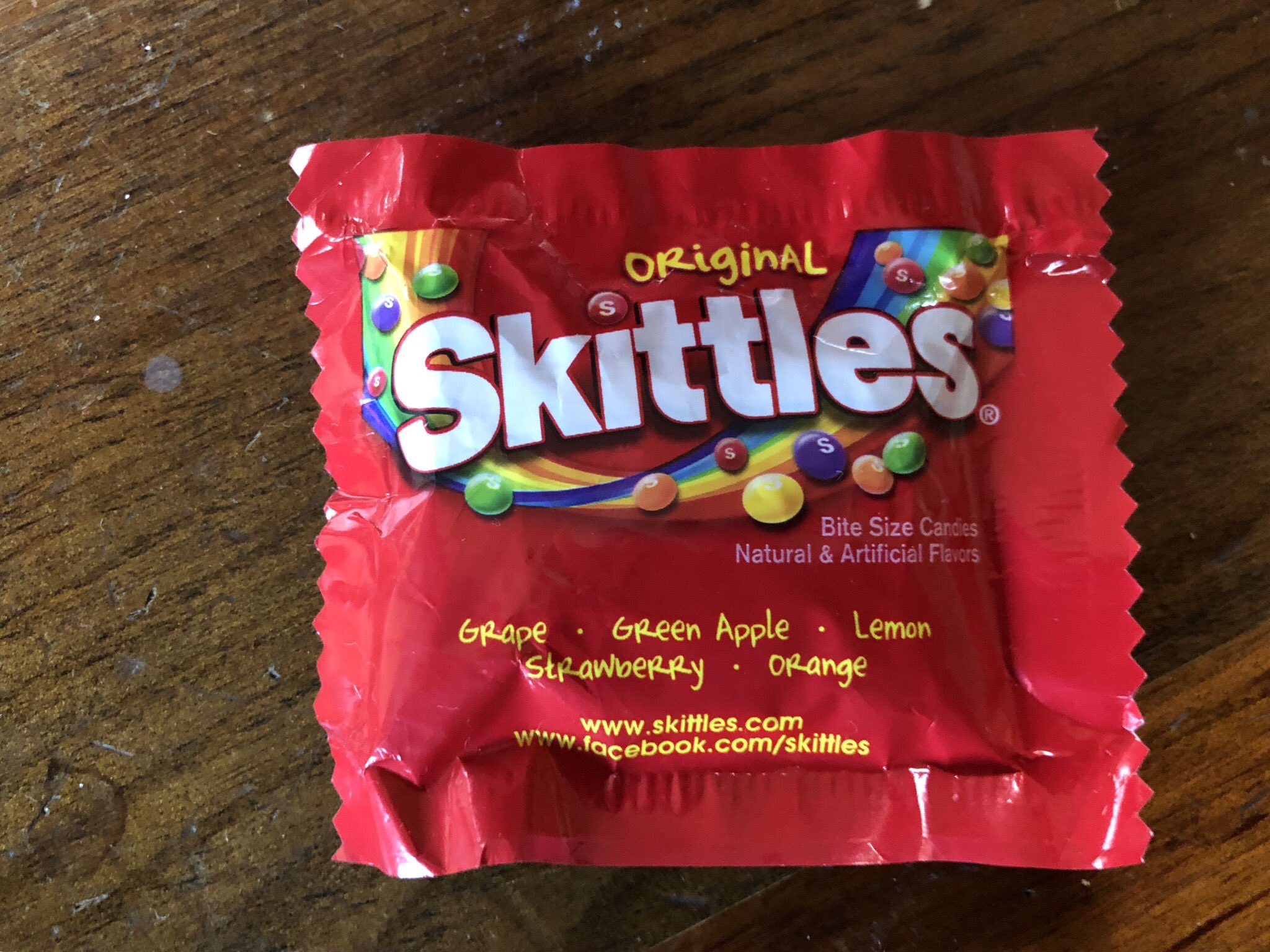 Clem on Twitter: RED BAGS OF SKITTLES SHOULD NOT “ORIGINAL” THE SKITTLE FLAVOR IS GREEN APPLE https://t.co/cU8INpoN4S" / Twitter