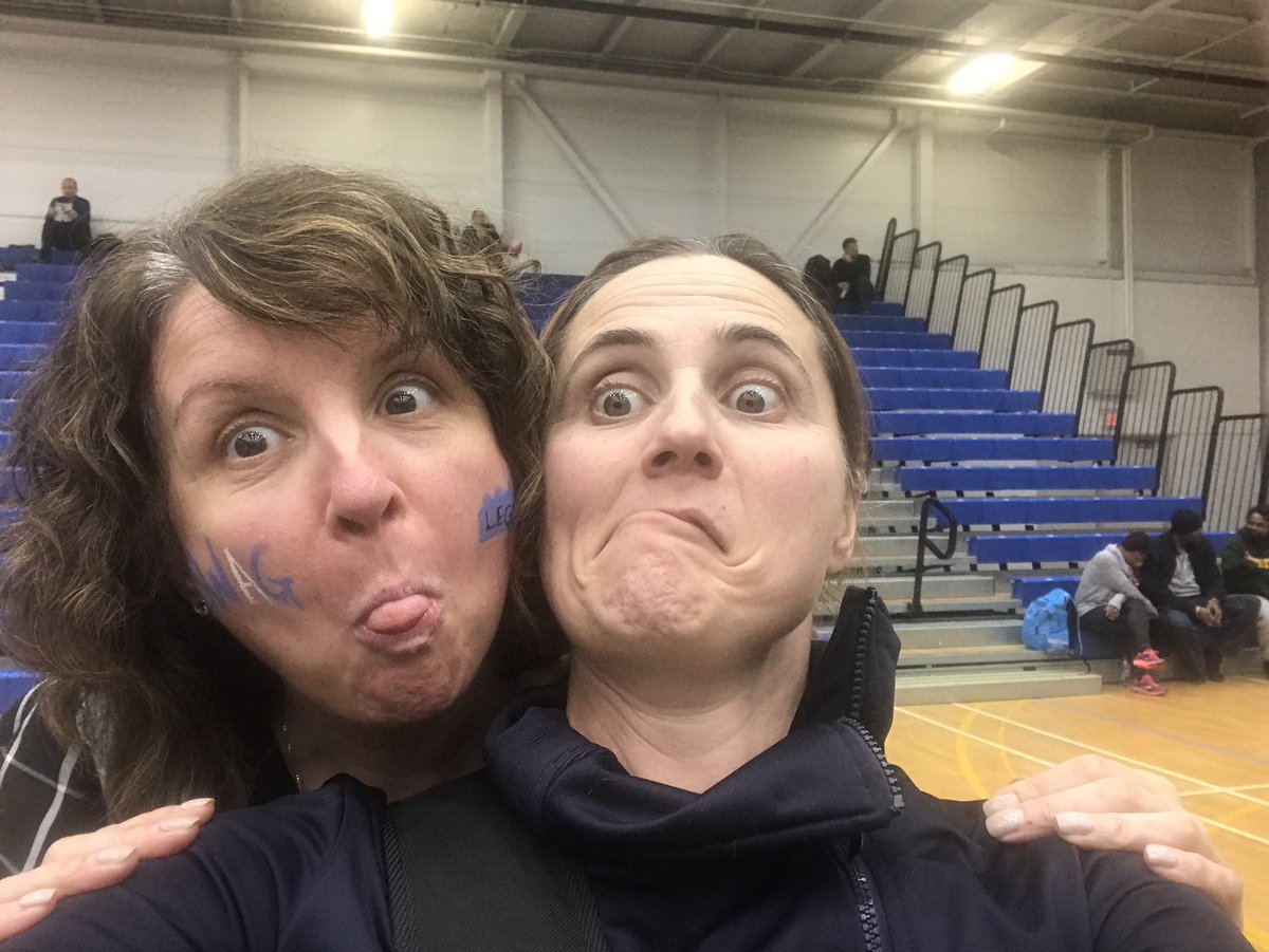 RoulaSkordakis's tweet photo. Having fun at FLL. One challenge left. @JNanGrand @ren_mann @HumberwoodDowns @MrsCamposClass https://t.co/pao8b35k7D