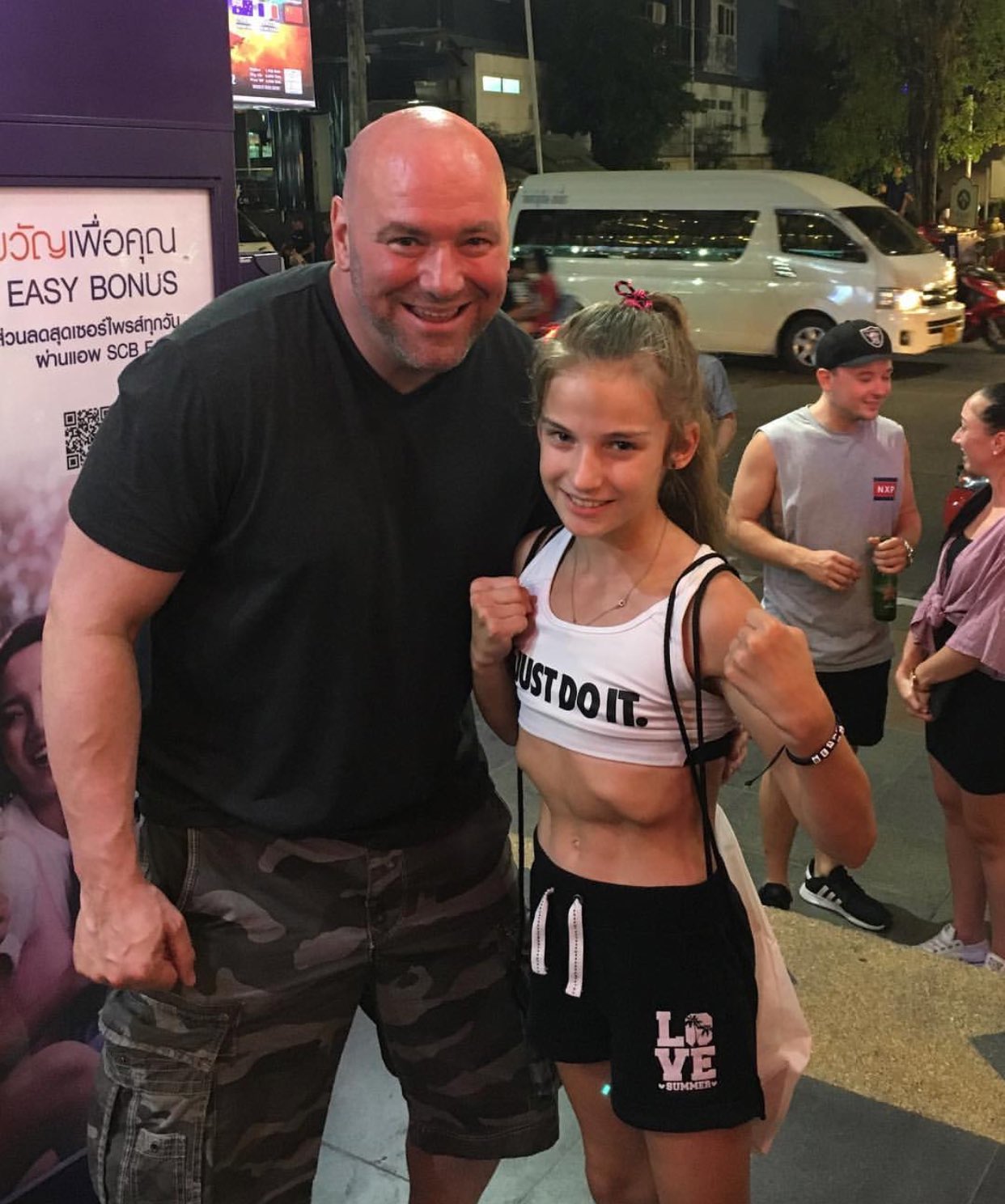 Dana White on Twitter: "Hey @joerogan i got to meet ...