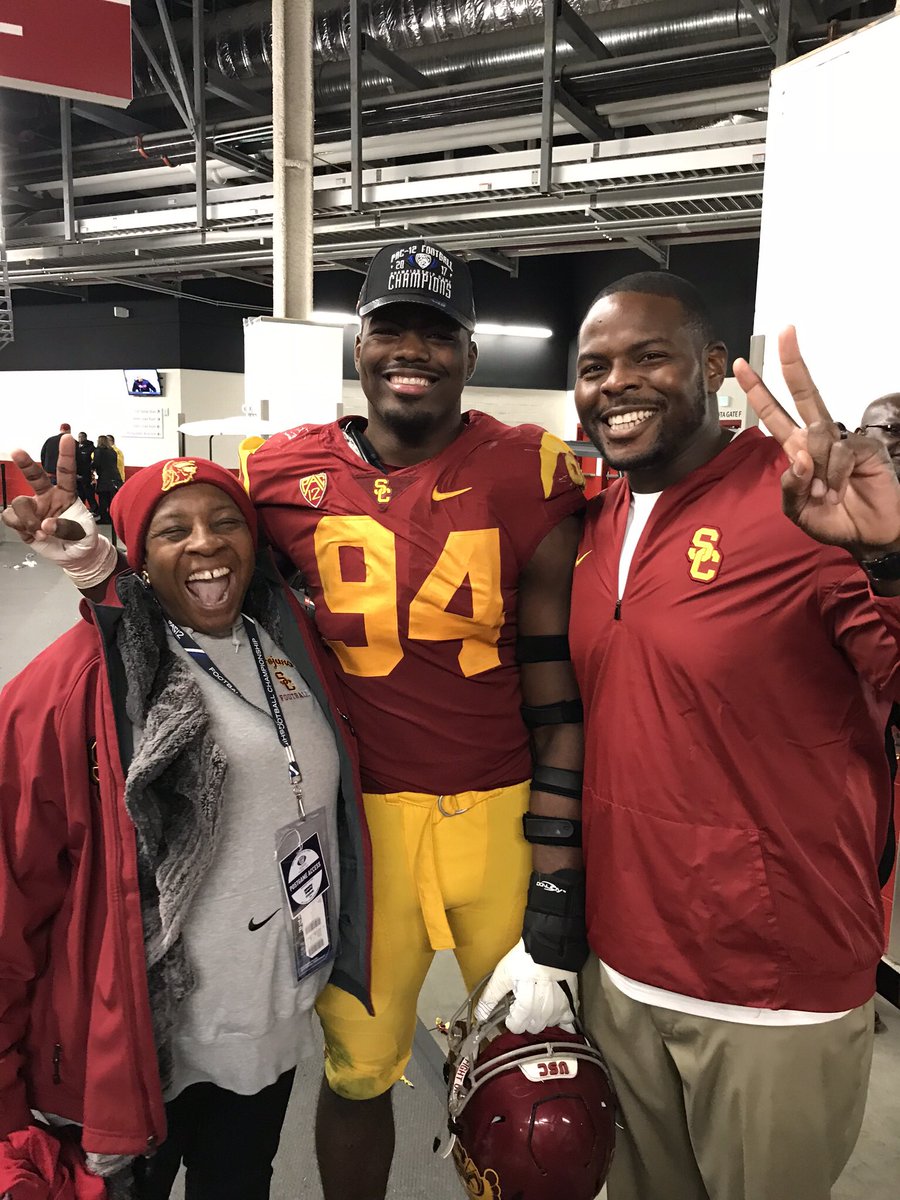 Rasheem my favorite Green!Thank you for everything you have done for this program over the last 3 years.Just wanted to congratulate you on your decision.Love you like my own young brotha never forget that.Thank you for making me a better coach.#FACTS #CHEEKS #fighton
