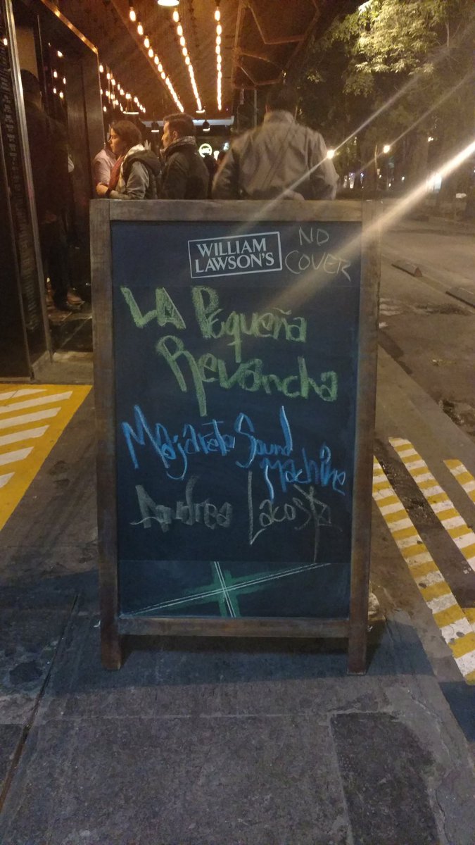 Ya casi, muchachos ⚡🇲🇽🎸
<a href="/caraduramx/">Caradura</a> <a href="/andrealacoste/">Andrea Lacoste</a> <a href="/MajareteSM/">MajareteSoundMachine</a>