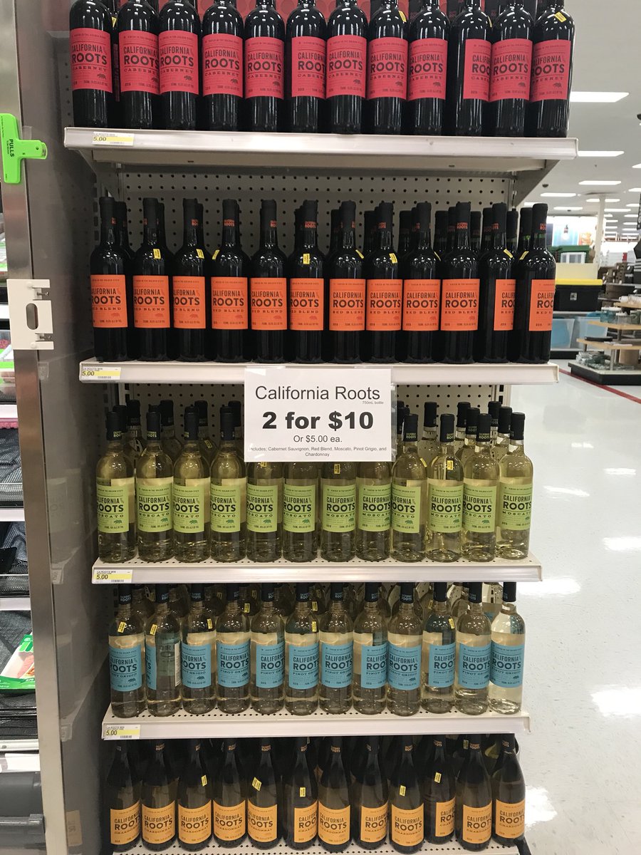 jjamzz22's tweet photo. Fully stocked up with California Roots wine!! Come shop and pick up two bottles!! #AltoonaTarget #Targetrun #califorinarootswine https://t.co/UGZSTp9qPZ