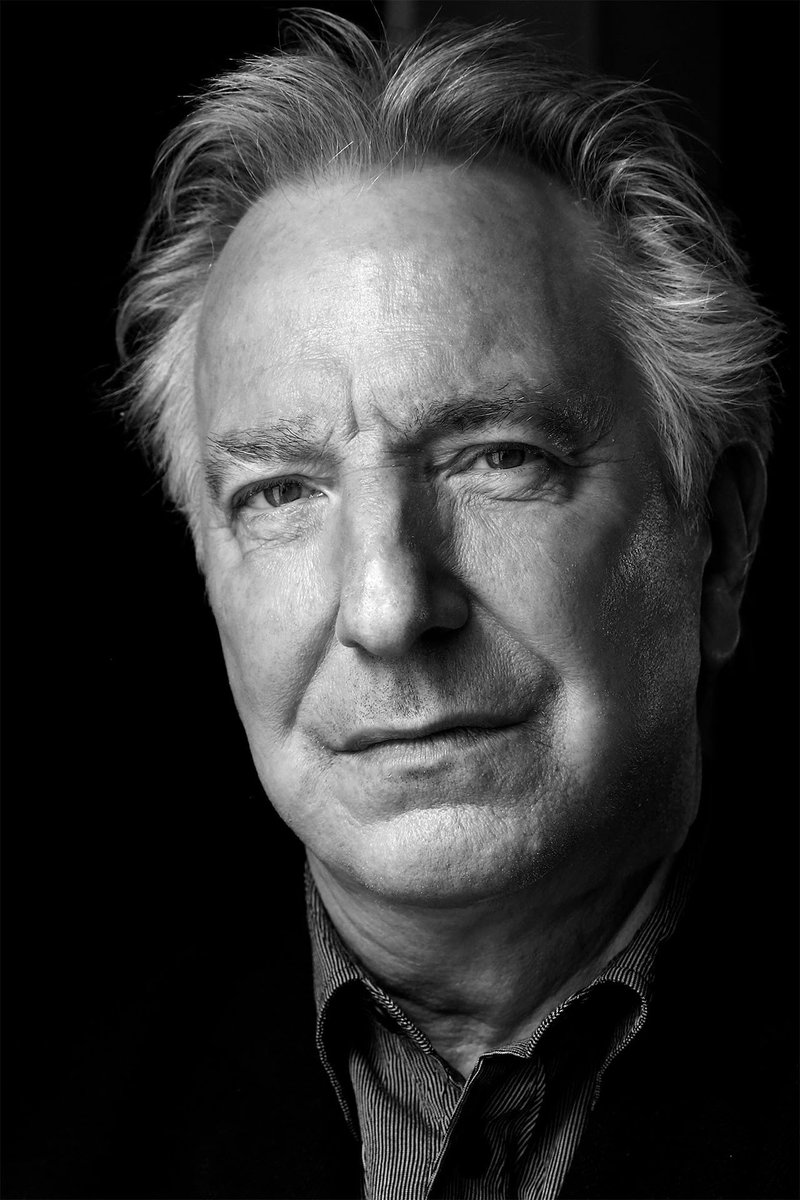 EiProfeta's tweet photo. Hace dos años nos dejaba el gran Alan Rickman. Siempre en nuestros corazones. https://t.co/w6MrA1pEbB