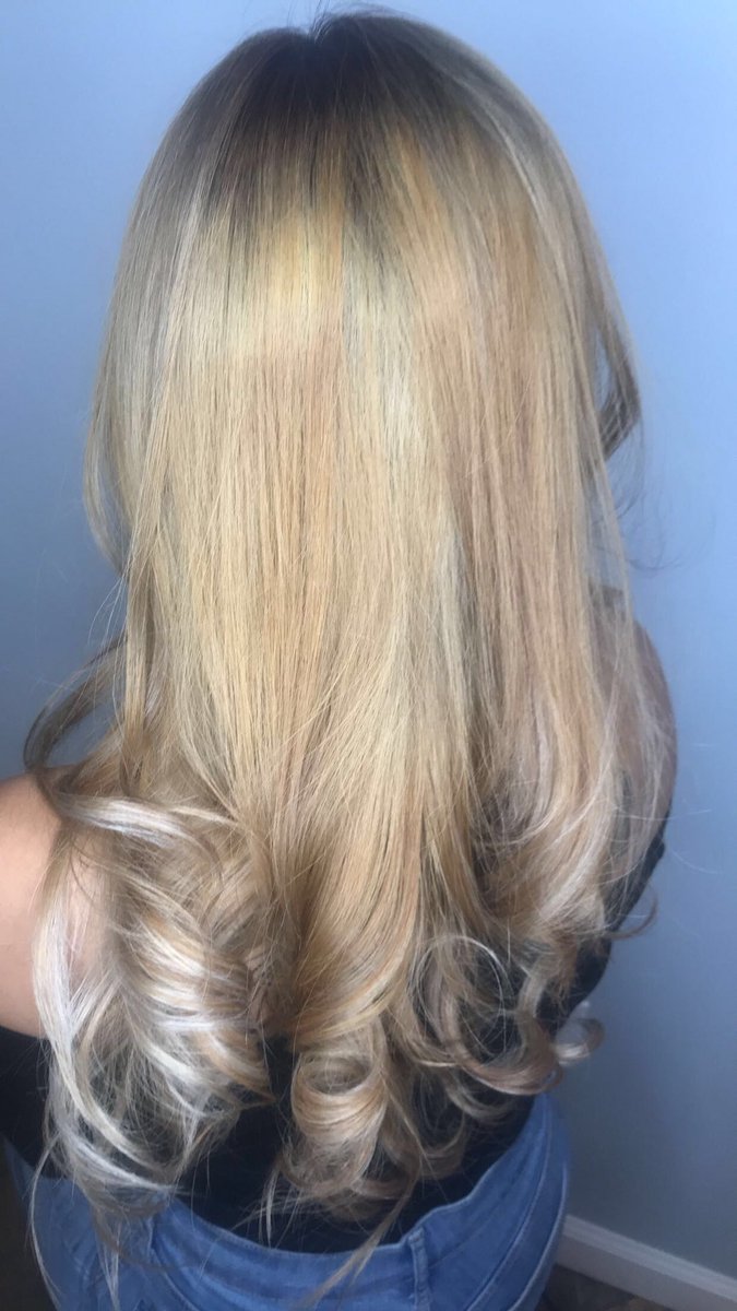 mia_aveda's tweet photo. Before and after Bombshell blonde! Done by Master Designer Sameha!! Book your appointment today. @auryancruz https://t.co/CZg9g4EQrM