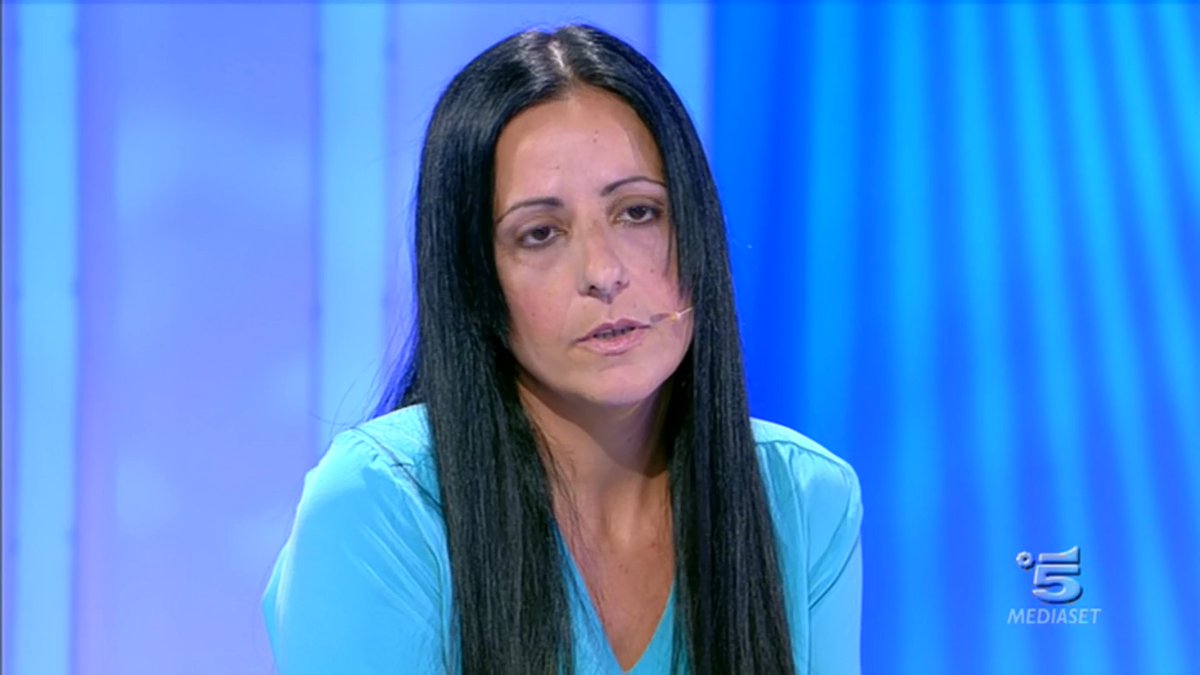 CIAfra73's tweet photo. Madre e figlio separati da tre anni a causa della matrigna del ragazzo. Interessante occasione per avere ciò di cui abbiamo bisogno a questo punto
CAUSA
EX MARITO
NUOVA COMPAGNA
FIGLIO SEPARATO
COMPAGNA EX MIGLIORE AMICA
#trashalert a #cepostaperte https://t.co/e30sh1ClAN