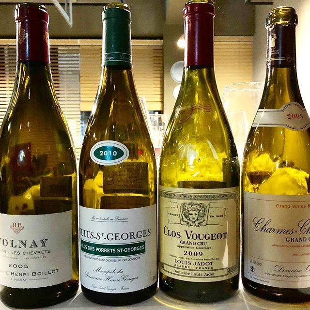 JeannieChoLee's tweet image. Very impressed w the depth &amp;amp; minerality in #gouges #nuitstgeorges 2010 &amp;amp; love the delicate flavors of the 05 #boillot #volnay at its peak. #gorgeous #Burgundy #wine