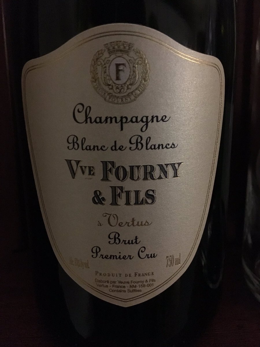 wijzewijn's tweet photo. The different #wines we head tonight with friends. Lallier #champagne was dissapointing https://t.co/IW9a9AqL8X