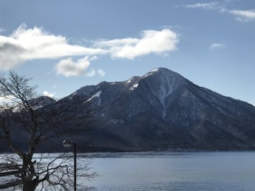 竹内結子が出演の 白い影 のロケ地まとめ 行田病院や支笏湖まで トレンドコンシェルジュ