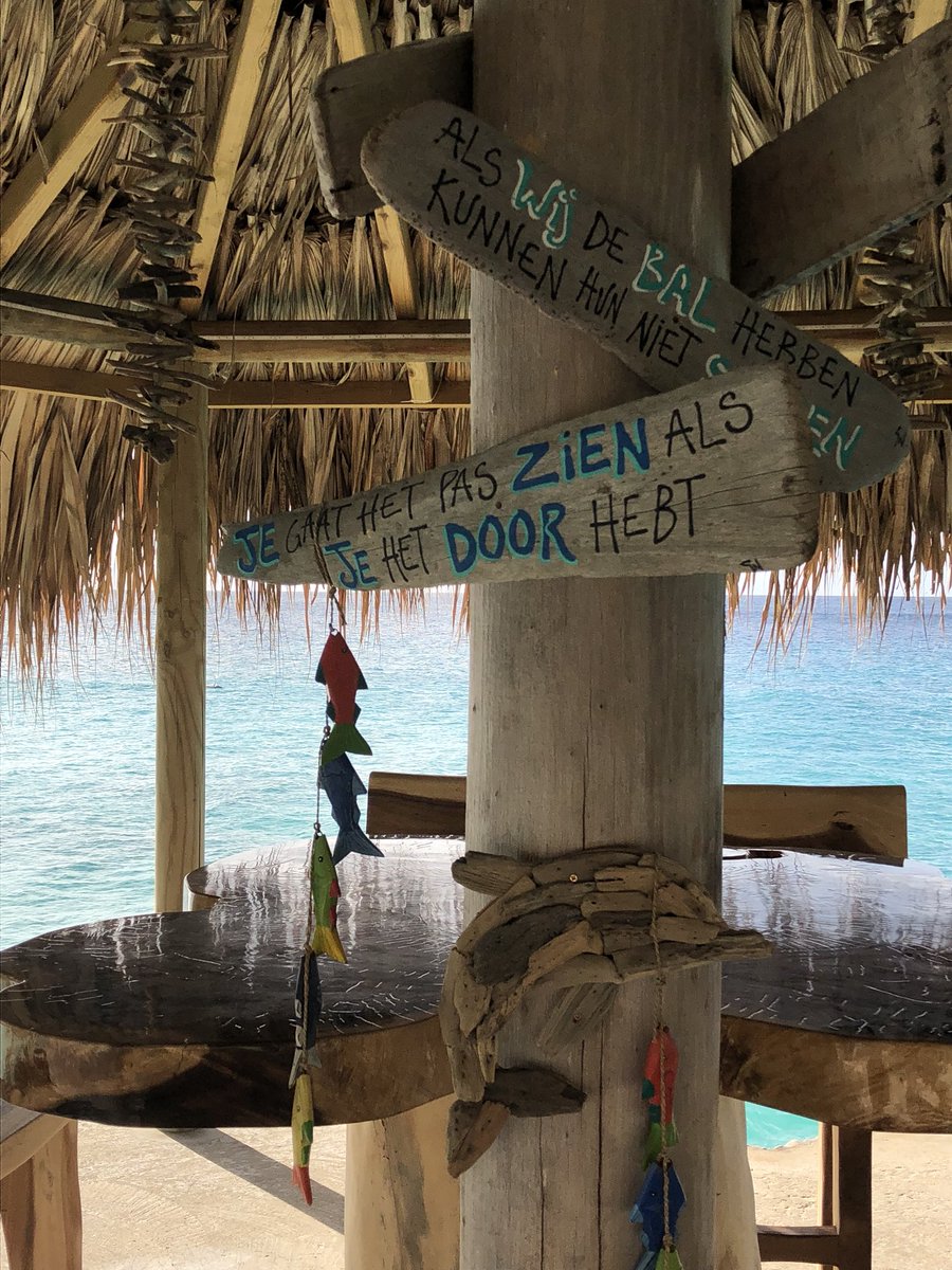 Titjana's tweet photo. Wisdom from Bonaire! Boeiende trip #Caribbean #healthcare samenwerken met #Bkv! #medischspecialisten #verpleegkundigen echt welkom! #claudiakoning #sansia https://t.co/vQIO0TcyGs