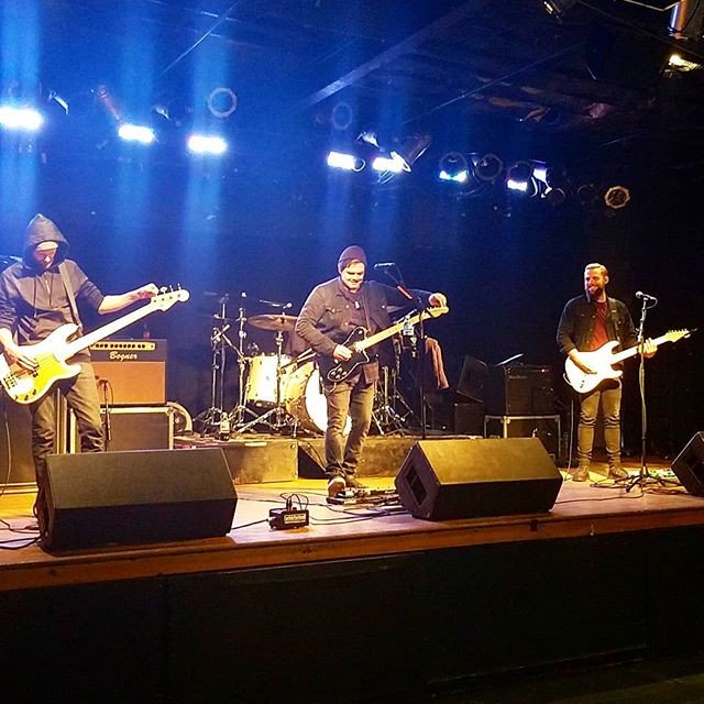 PlayEntNetwork's tweet image. Reposting @digitaltourbus:
Just filmed a few awesome epusodes of Gear Masters with The Spill Canvas!

#thespillcanvas #music #band