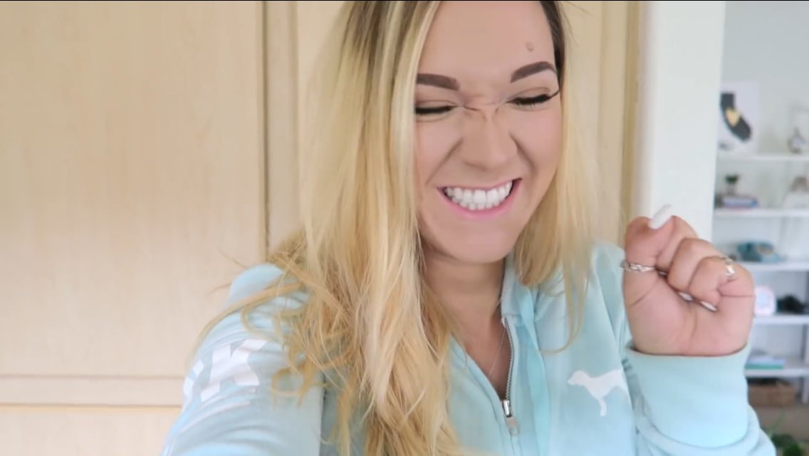 lidasrainbow's tweet photo. @ALISHAMARIE you are my happiness, my sunshine, and my rainbow 😌💓 https://t.co/4UJipreZ2Y