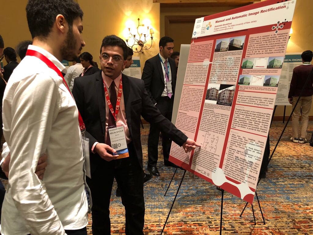 KAUST_NewsAR's tweet photo. ضمن معرض الفرص التدريبية المُقام كأحد أنشطة برنامج حفل #KGSPConvocation2018، يستعرض طلبة برنامج KGSP نشاطاتهم التدريبية المتنوعة في الشركات العالمية، ومراكز الابحاث، والجامعات العالمية. https://t.co/jW3tAYXnDa