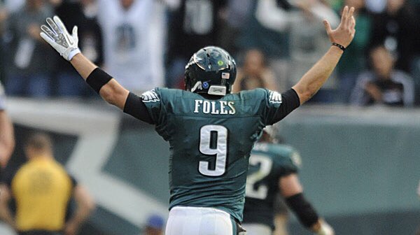 NFLMemes's tweet photo. That awkward moment when Dak Prescott is the 5th best QB in the NFC East https://t.co/3LQBZezCtj