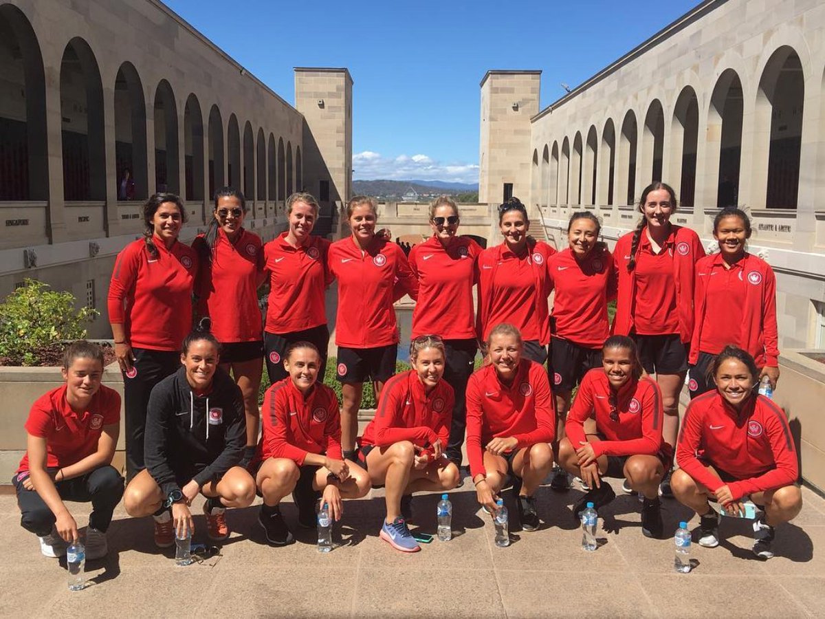 Our <a href="/WLeague/">W-League</a> ladies in Canberra this morning #WSW #CBRvWSW