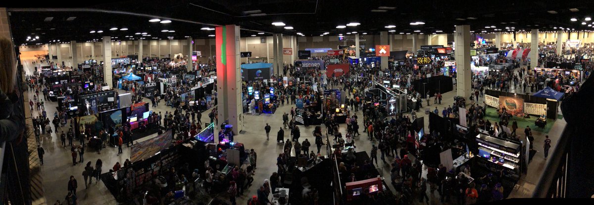 Panorama of the exhibition hall at #PAXSouth! Check it!

#Twitch #TwitchSwitch