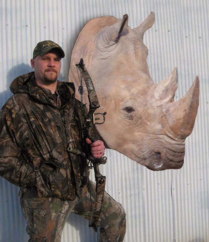 raccoon_mama's tweet photo. Which do you want your children to grow up to see? I stand with @BornFreeUSA and @BornFreeFDN: #TrophyHunting does not help conserve species because #KillingIsNotConservation! #TW #Trophy https://t.co/ZLiW8rbMjI  @TheLeadCNN @JakeTapper @CNN #extinctionis4ever https://t.co/JPh3KCirwD