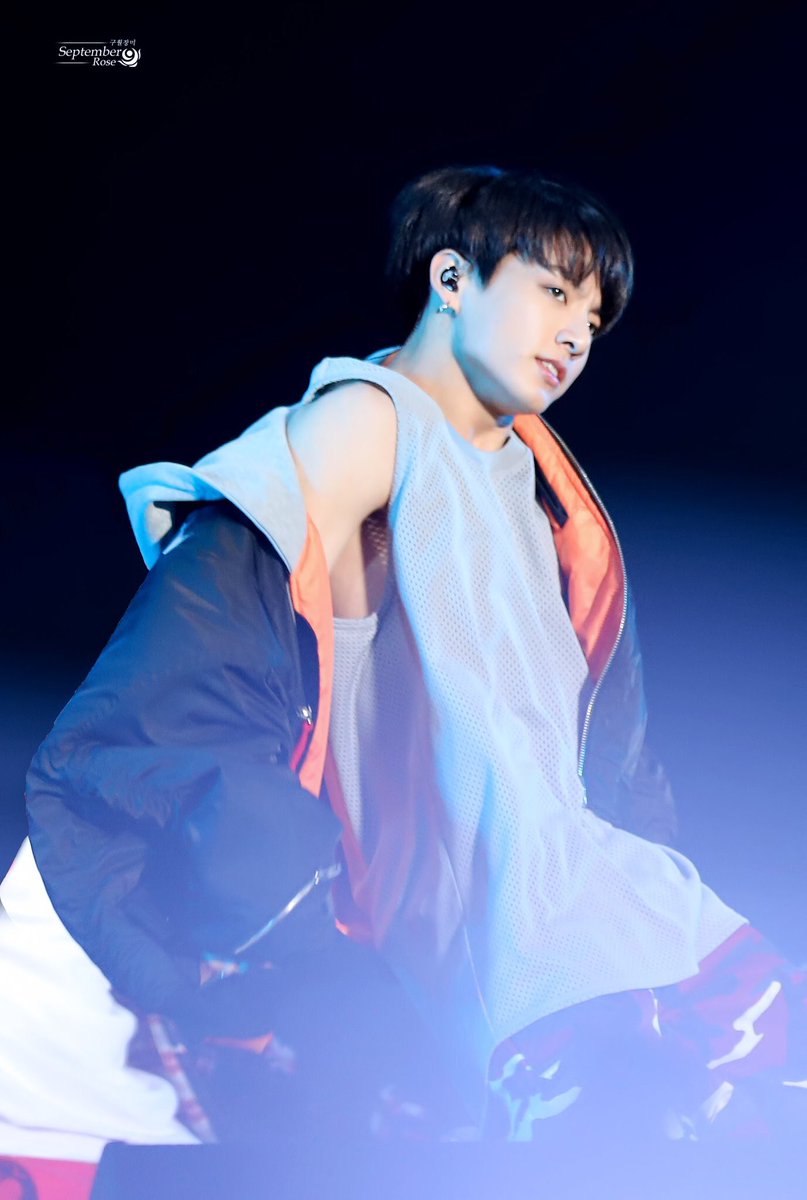 kookpiics tweet picture