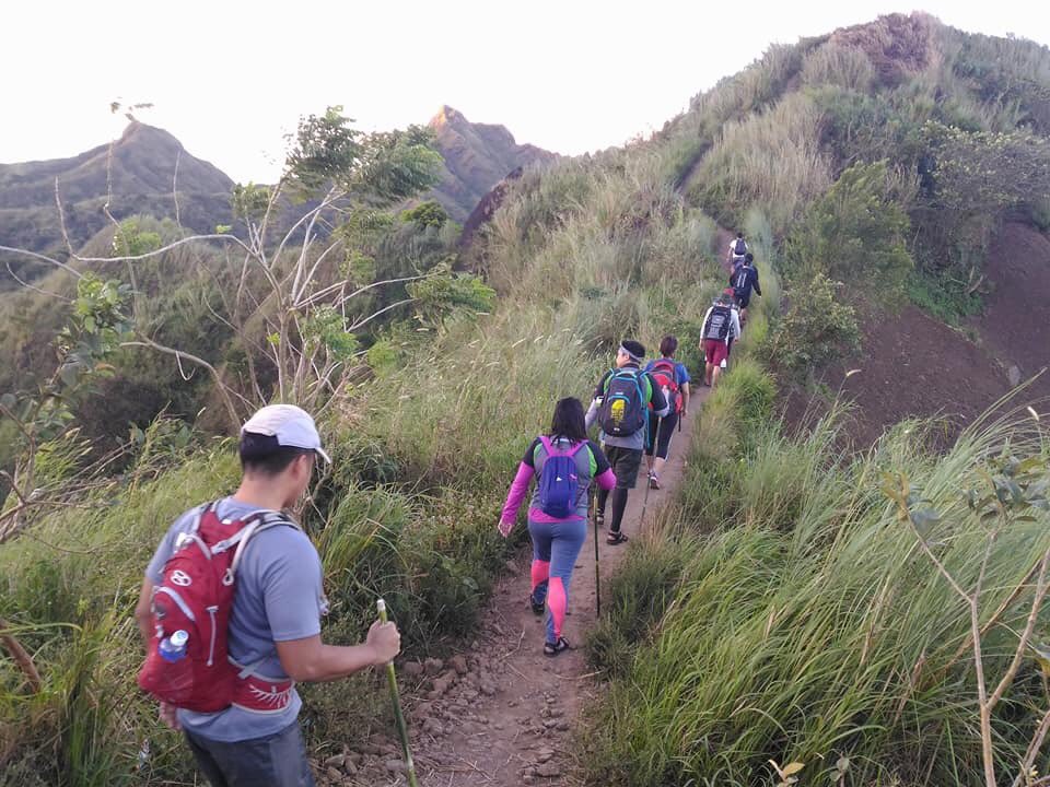 ttayzee's tweet photo. Never Stop Exploring โฐ #myfirstofmany #wanderlust #ipX #MtBatulao https://t.co/OT0kggas5C