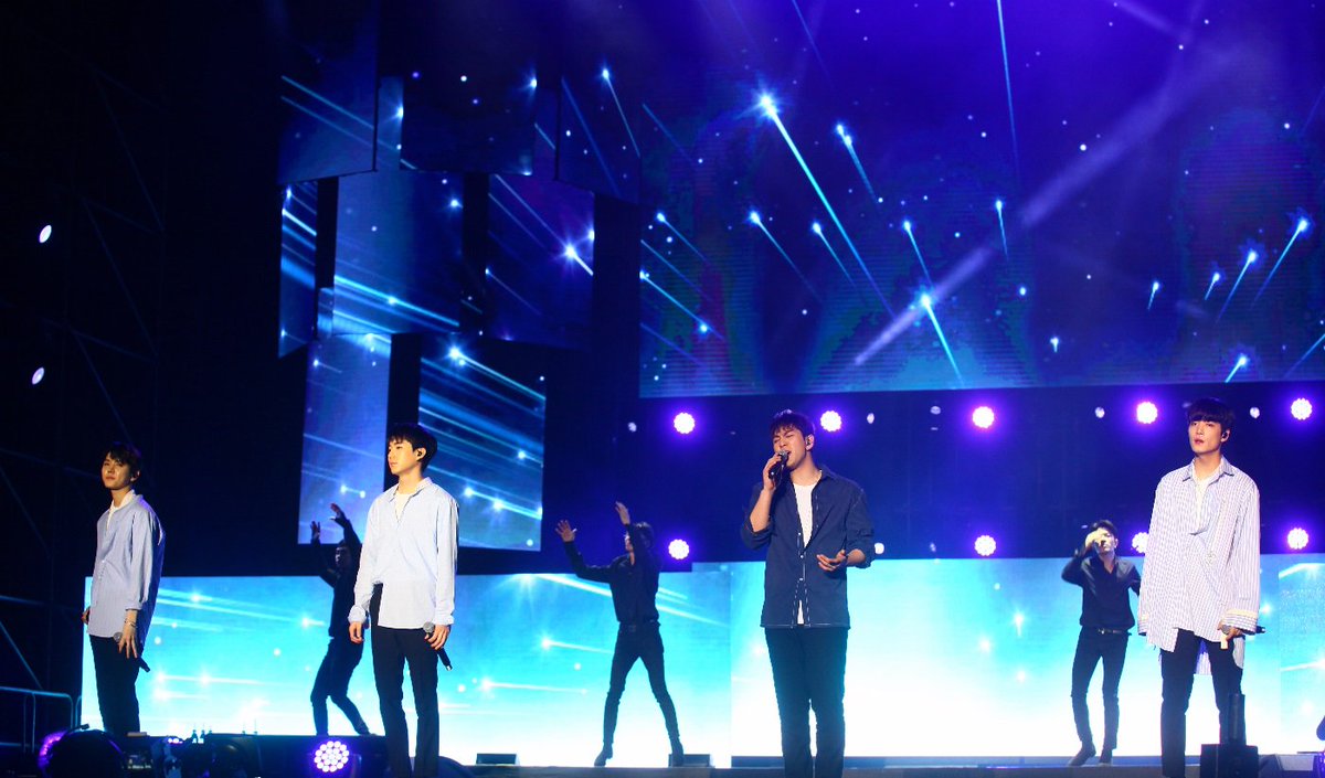 woahMY's tweet photo. 20180113 《KWAVE 2 Music Festival Brought To You By Mcalls》|  Nu'est W 01 @ #KWAVE2MusicFestival #KWAVE2 #NuestW #NUESTWinMALAYSIA https://t.co/sMucUTReD8