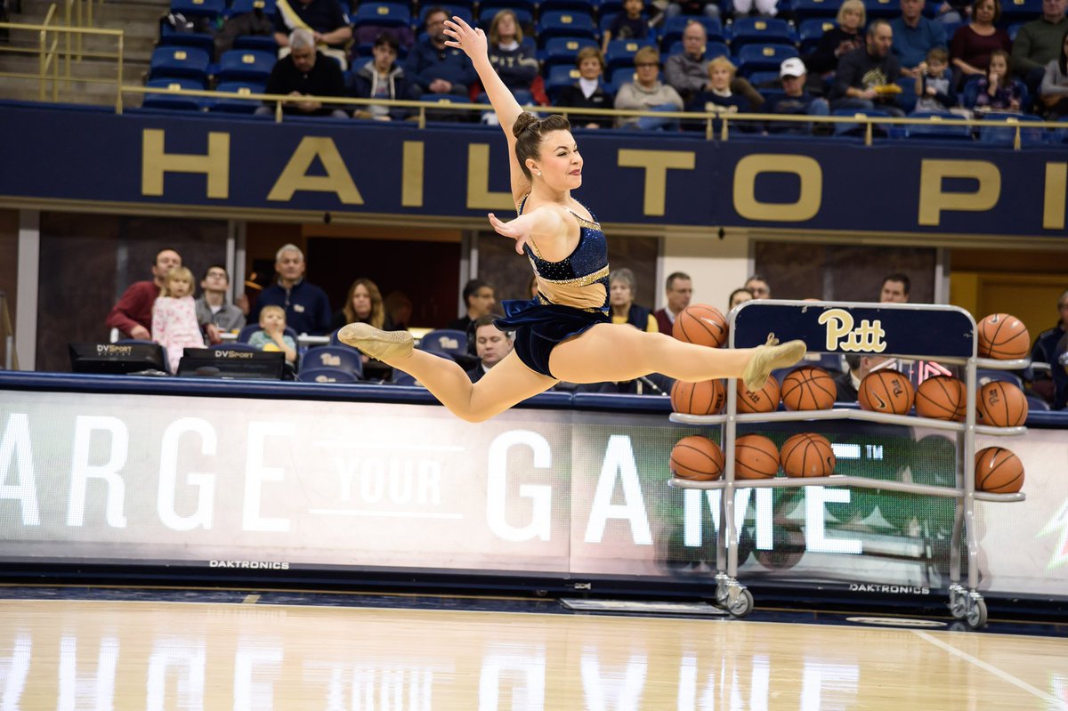 Harry Bloomberg tweet media