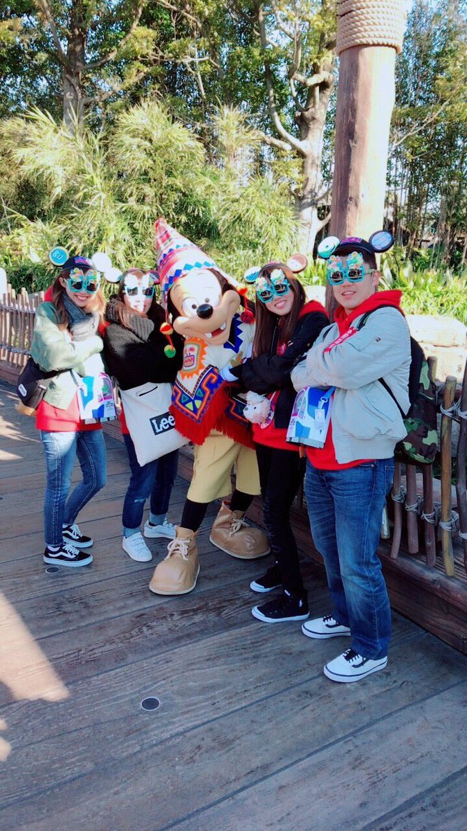 yosuke_miyata's tweet photo. 初ディズニーシー楽しすぎたなぁ
浮かれポンチな写真ばっか。笑 https://t.co/YZ3njnh4uY