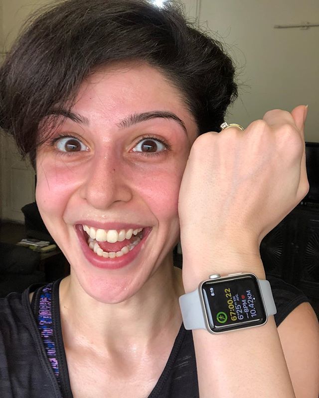 sherryshroff's tweet photo. There’s nothing like that post run sweat wet look! 🏃🏻♀️ #runglow #tomatoskin #sweatybetty #running #10km #lastlongrun #boom #mumbaimarathon https://t.co/LdwrBr5G24
