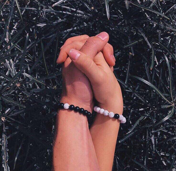 stylewristph's tweet photo. tag someone who’d like these! 💕😍
#distancebraceletsph
#loversph #coupleph #braceletsph https://t.co/LPvpJM7tR0