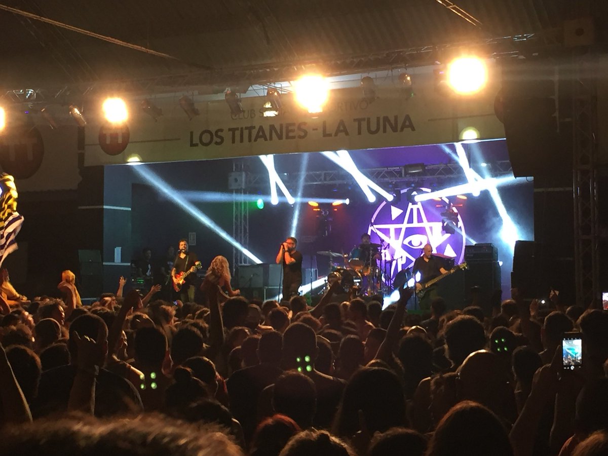 silvialscc's tweet photo. La cultura en primer lugar!!26 años! Salú https://t.co/XaVWuEKCqY