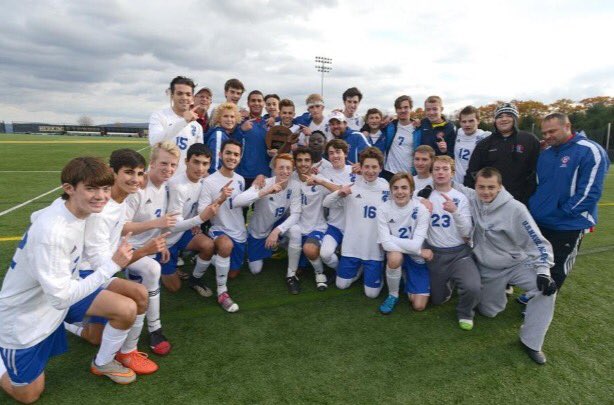 abenson_16's tweet photo. When winning hardware was a regular😪 #spartansoc https://t.co/FYKP72Bu8M