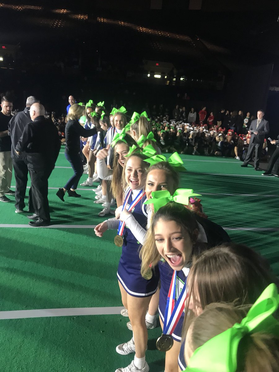 Eaton Eagle Cheer tweet media