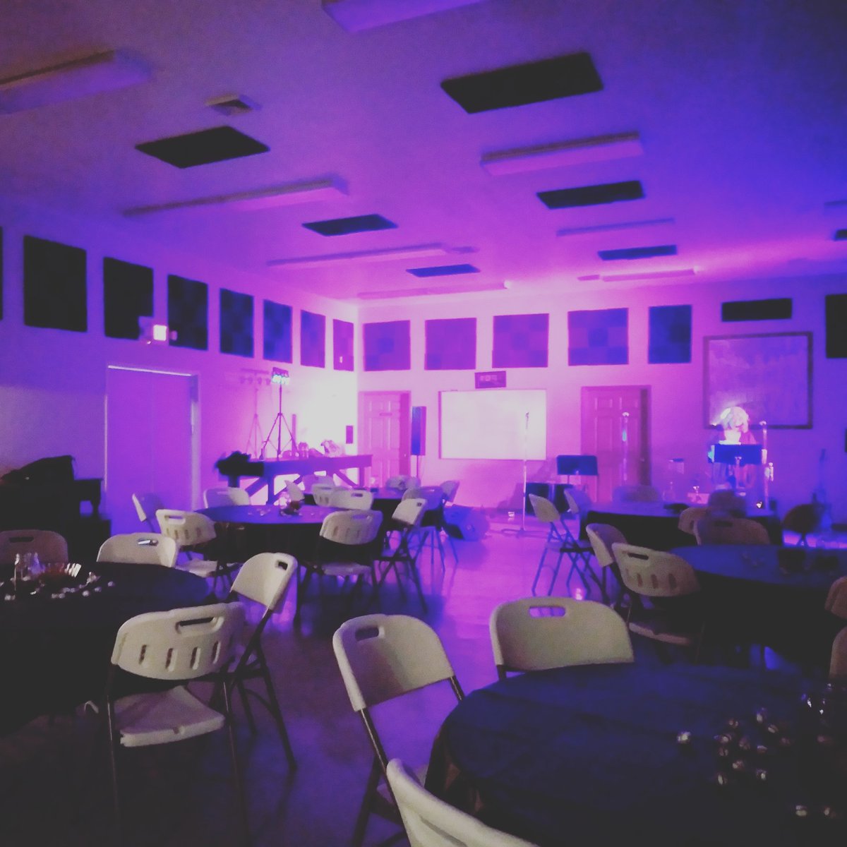 de la Croix tweet media