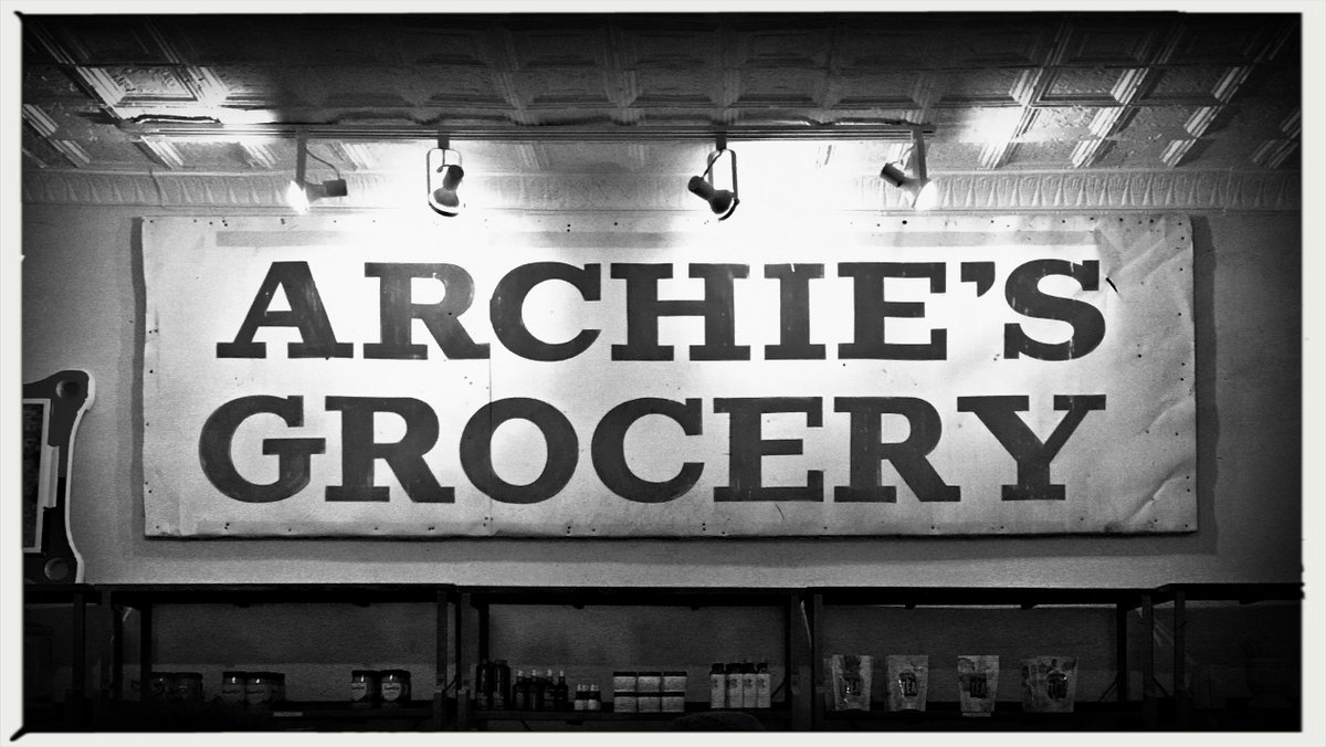 eslieber's tweet image. Archie’s Grocery 13/365 #Hipstamatic #AuroraNCL #AOBW #Apollo