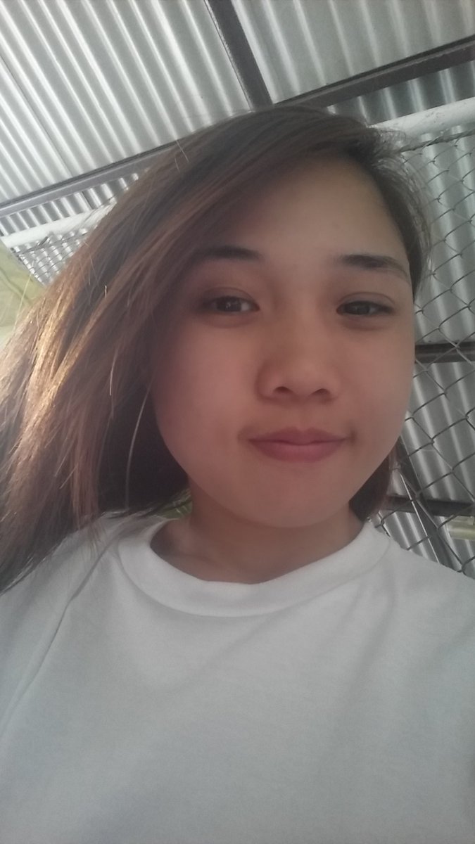 BalanonSheena's tweet photo. Halina at magpataba 😂😂😂 https://t.co/NO8ZyMHAG4