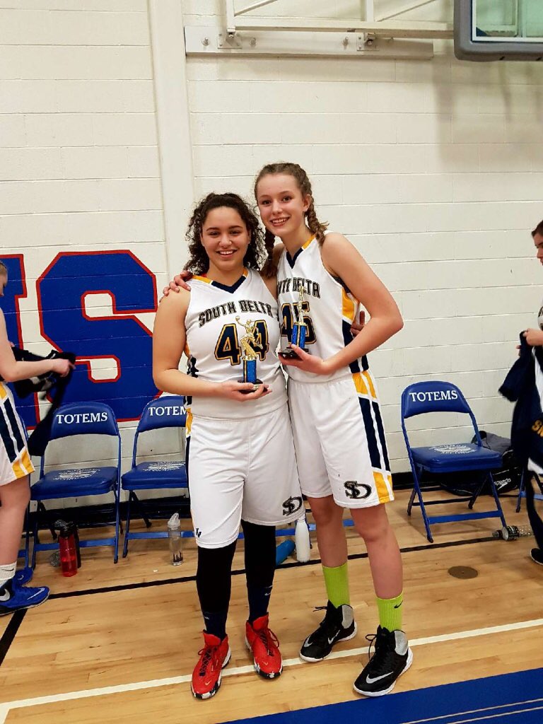 Congratulations <a href="/SDSSSundevils/">@SDSSSundevils</a> Junior girls bball for their second place finish at the Semi tourney coming up short 37-22 to Lord Tweedsmuir.  Grace Elliot and Dania Sheta received all-stars.  #congratsTeam #goDevils #🏀@Optimist_sports <a href="/dssaa37/">DSSAA</a>