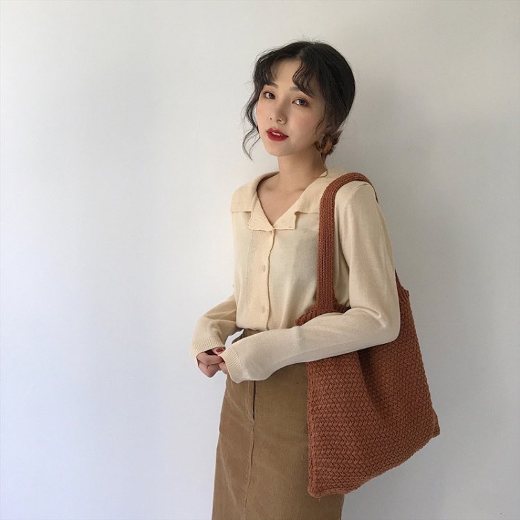 pignpeachstuff's tweet photo. 🌈กระเป๋าผ้าแบบถัก
➖ดำ,น้ำตาล,ขาว,น้ำตาล,โอวัติน
➖ราคา 290.-
➖ค่าส่ง 30/50
➖สั่งซื้อ dm🍑
#พรีออเดอร์ #pignpeachพรี #เคส เคสไอโฟน #เคสถูก https://t.co/4kx10TtEQZ