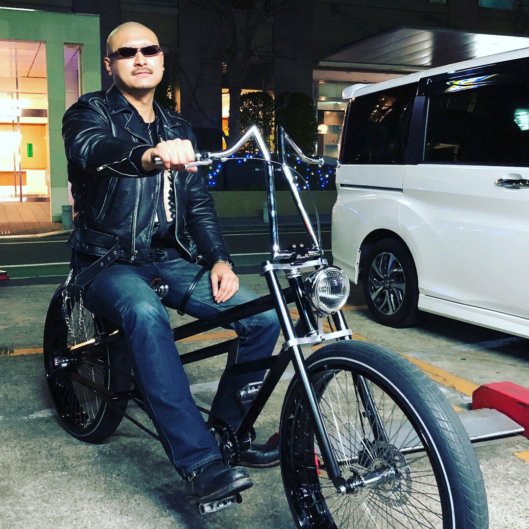تويتر マフィア梶田 على تويتر ハワイですっかりハマったクルーザーバイク なにやらレア物らしいフレームを自分好みにカスタムしてもらい 本日納車 T Co 3xhvrf61i0