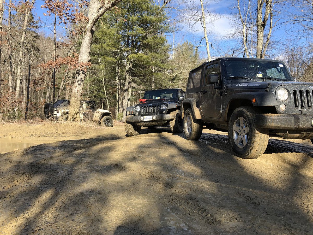 Yesterday was so muddy fun 🤗 #PetersMill #JeepTrail #BadgeofHonor #Jeep #Wrangler #JK #JKU #RECON #RUBICON #SPORT #DontFollowMe #convoy